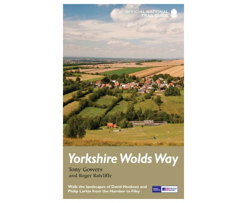 The Yorkshire Wolds Way, Tony Gowers
Yorkshire Wolds Way, a 127-km / 79 mile route from Hesse on the Humber Estuary to Flint, in a series of walking guides to the National Trails and other long-distance paths of Great Britain with colour extracts from the Ordnance Survey's Explorer series at 1:25,000 showing points along the route cross-referenced to the text. The maps also indicate nearby places of interest and various facilities including campsites and caravan parks, youth hostels, water points, pubs, information or visitor centres, etc. Also shown are alternative sections of the route and stretches designated as bridleways or suitable for cycling ...