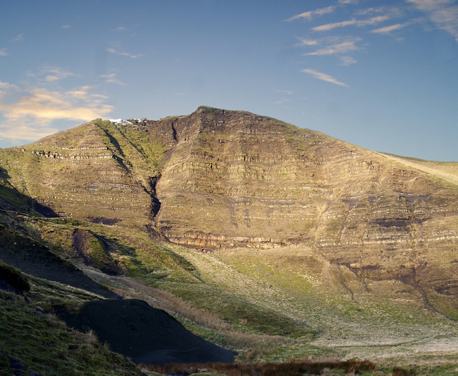 The Mam Tor Circuit is a Peak District walk encompassing Cave Dale, Back Tor and Lose Hill.