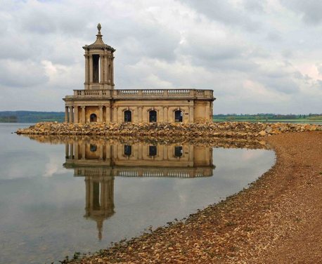 The best walking routes in Rutland, exploring the rolling green hills and vast reservoir of Rutland Water – home to some of Britain’s most spectacular birdlife.