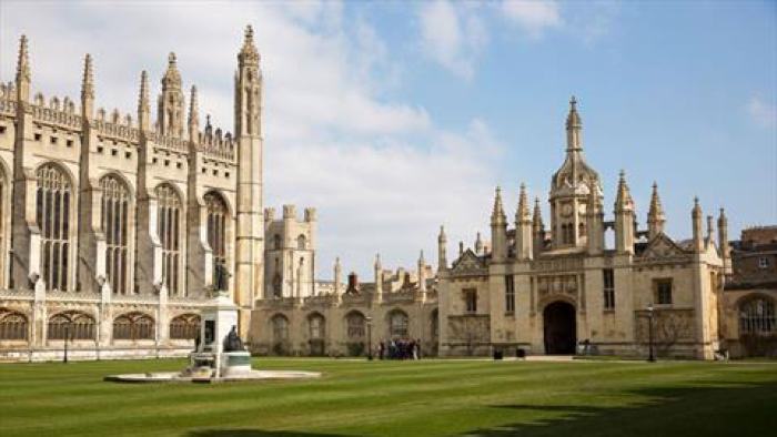 Britain’s Favourite Cambridge College Walk | The Outdoor Guide