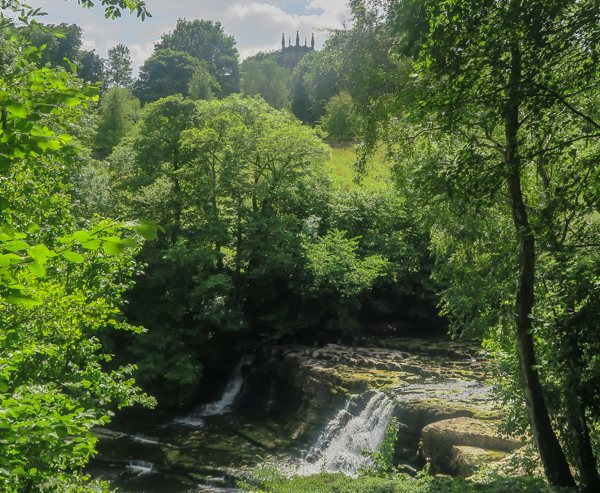 This accessible walk that takes in the Aysgarth Waterfalls in the Yorkshire Dales has been visited by Debbie North, AccessTOG’s route planner.