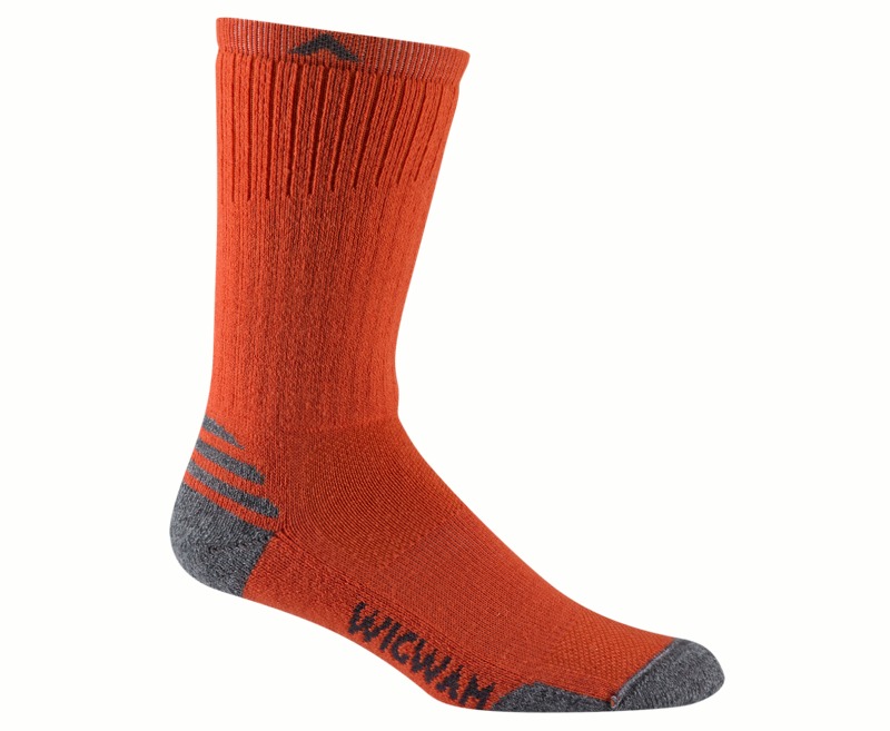 A lightweight merino wool sock offering softness, support and comfort in a range of colours. Perfect for walking and hiking all year round. 

Available in a male or female version, plus mid-crew and quarter lengths too.