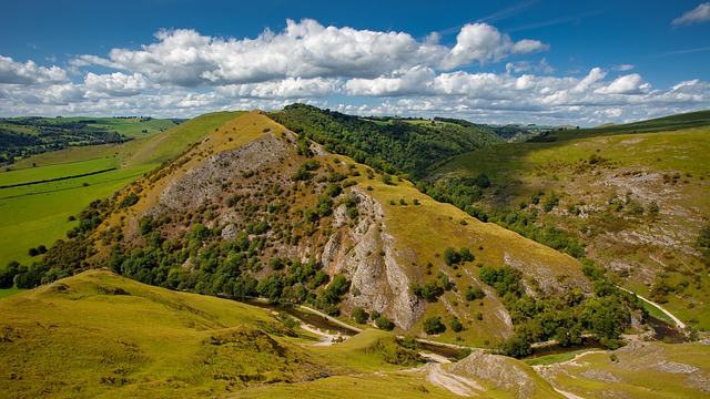 Dovedale to Milldale