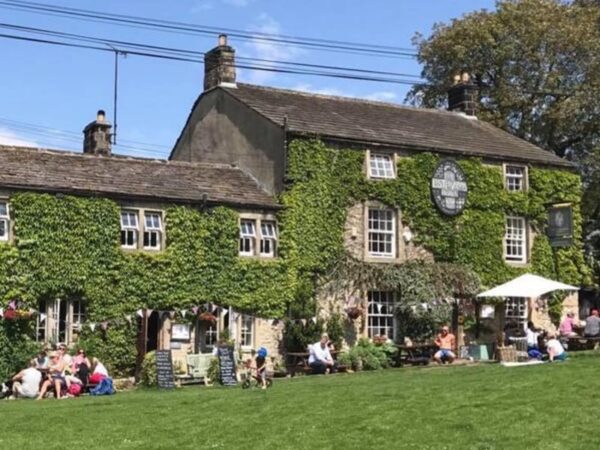 Lister Arms Feature Lister Arms